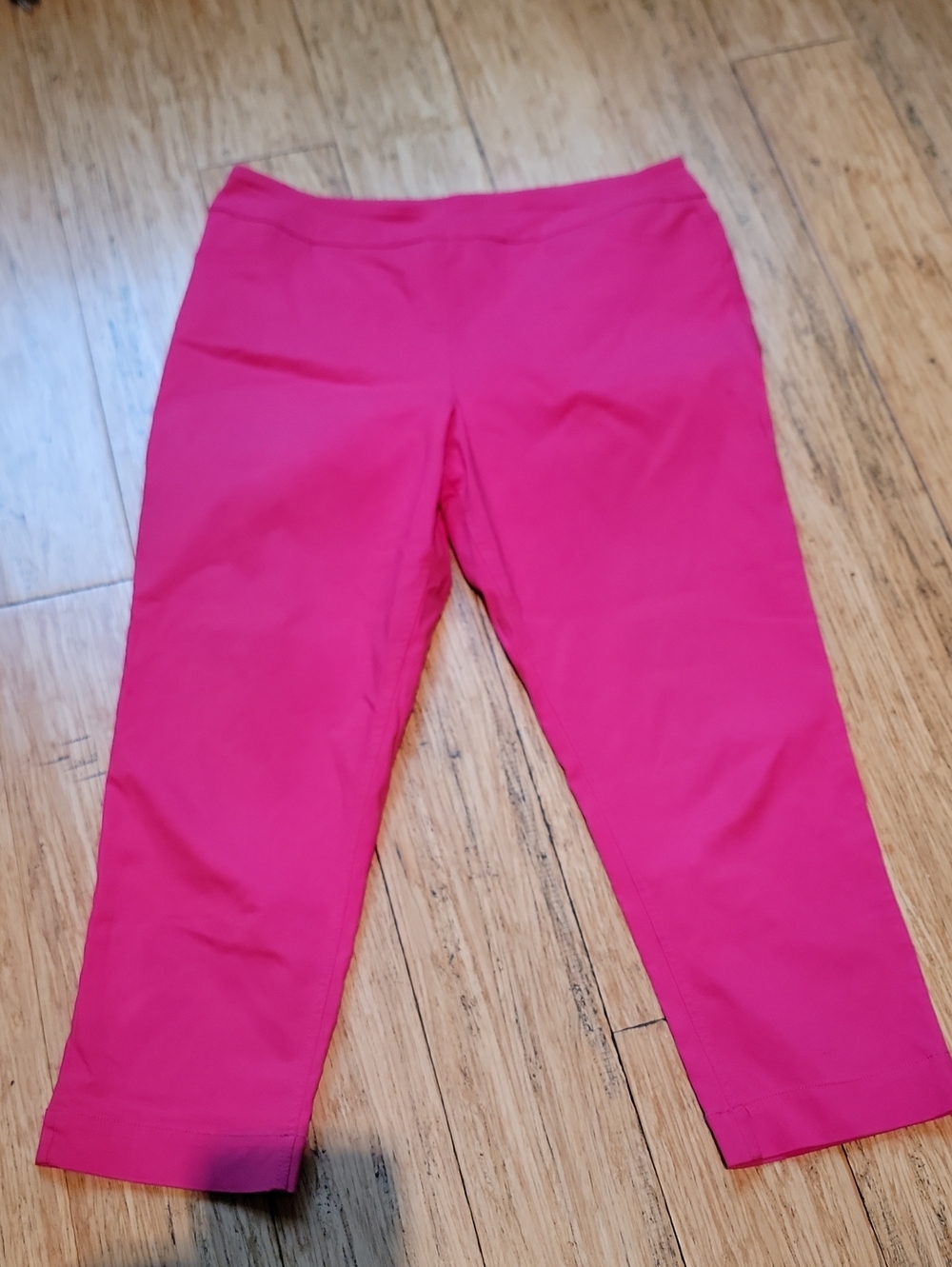 Soft Surroundings Hot Pink Capri Pants